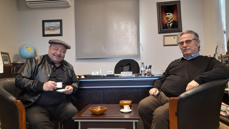 YARIM ASIRLIK DOSTLUĞUN GÖLGEDE KALAN HÜZNÜ