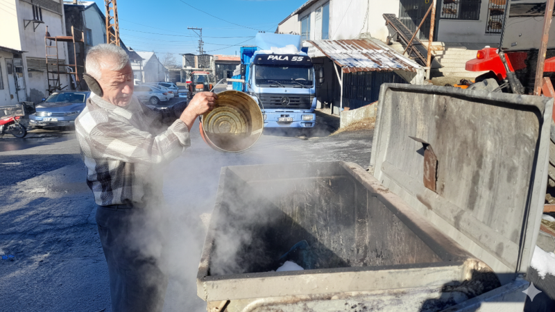 Bir Kova Su, Bir Büyük Duyarlılık