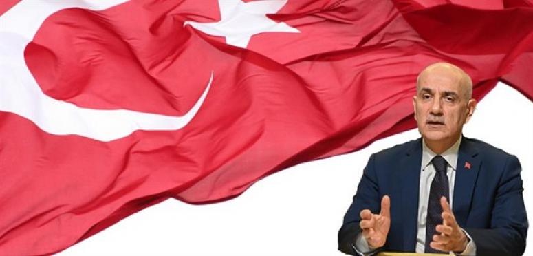 29 Ekim 1923'te ilan edilen Cumhuriyet, tarihteki şanlı yolculuğumuzun en önemli dönüm noktalarından biridir.  Gazi Mustafa Kemal Atatürk'ün öncülüğünde bir millet, 19 Mayıs 1919 ruhuyla topyekun seferberlik başlatmıştır.  İstiklal mücadelesi sonunda kazanılan mübarek zafer, Cumhuriyet'in ilanıyla taçlanmıştır.  Bin yıllık vatan topraklarındaki son devletimiz Türkiye Cumhuriyeti, bugün yerleşmiş demokrasisi, gelişmiş ekonomisi, tarımdaki büyük potansiyeli ile büyük ve güçlü bir ülkedir.  Cumhuriyeti'mizin ikinci yüzyılının eşiğinde, Cumhurbaşkanımız Sayın Recep Tayyip Erdoğan'ın liderliğinde, Türkiye'mizi tam anlamıyla şaha kaldırmak için büyük bir gayretin içindeyiz.  Bugüne kadar kazandırdığımız eser ve hizmetlerin üzerine inşa edeceğimiz