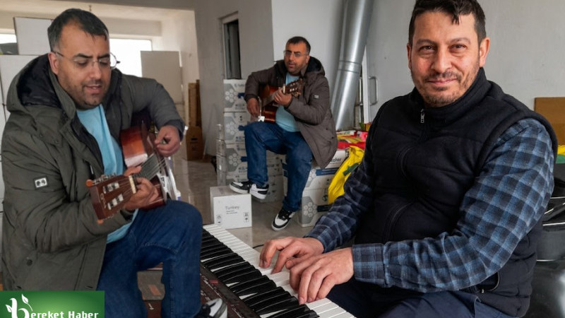 Depoda Yükselen Ezgiler Gönüllere Dokundu