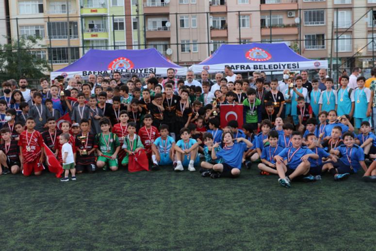 30 AĞUSTOS ZAFER BAYRAMI FUTBOL ŞENLİĞİNDE MUHTEŞEM FİNAL