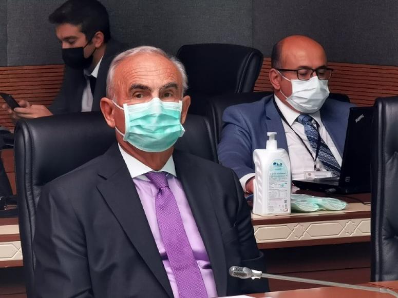 Ülkenin geleceği için çalışmalara pozitif katkı vermeliyiz