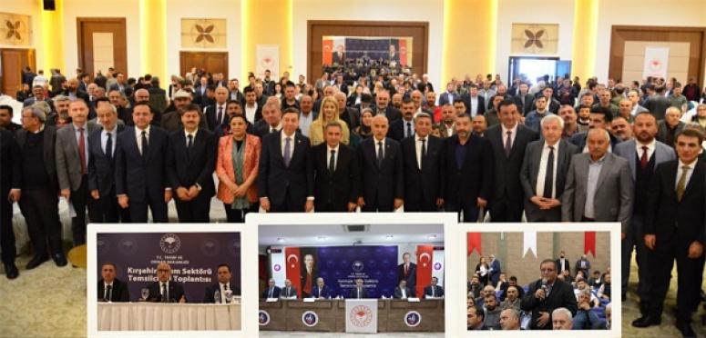 BAKAN KİRİŞCİ TARIM SEKTÖRÜ TEMSİLCİLERİYLE BULUŞTU